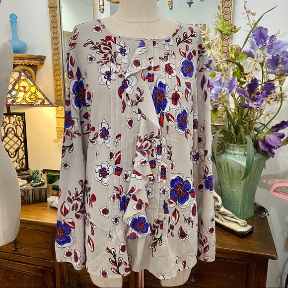 Banana Republic Tops - Banana Republic Blouse